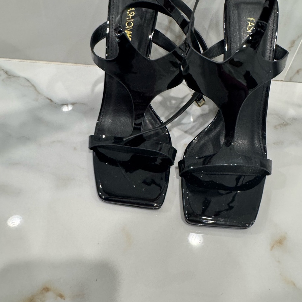 Brand New Black Patent Sculptural Wedge Heels – Size 6 – 4.13” Heel - Picture 3 of 9